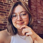 Justine Hébert - @worldlikeus - Instagram
