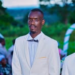 Enosh Kizz - Facebook