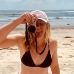 Kacy Hele - @kacy_bird17 - Instagram