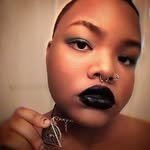 Kai Sanders - @honeyshand - Instagram