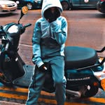 Kai Wells - @kai.wells.108 - Instagram
