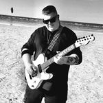 Kai Wolter - @kai_sixxstrings - Instagram