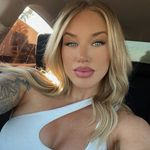 Kayla Young - @thattattooblonde - Instagram