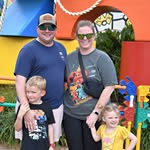 Kailey Carlock - @kaileyc_thetravelingmouseco - Instagram