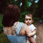 Kaitlin Gee - @momtotoomany - Instagram