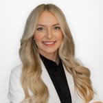 Kaitlin Horne, BSN, RN - @kaitlin_injects - Instagram