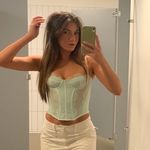 Kaitlin Jansen - @kit_katkaitlinskloset26 - Instagram