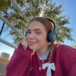 Kaitlyn - @kaitlyn_readss - Instagram