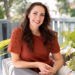 Kaitlyn Saunders // Conscious Nonprofit Services - @conscious.kait - Instagram
