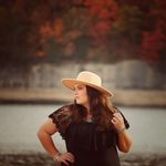 Kaitlyn Warner - @k_.b._photography - Instagram
