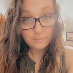 Kami Moore - @kamibooshay - Instagram