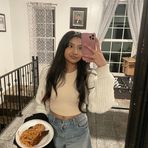 Kami Vargas - Facebook