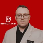 Kamil Jan Ostrowski - @biuromagia - Instagram