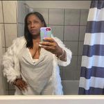 Kamilah Moore - @kamilah.moore.96 - Instagram