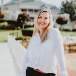 Kandi Lowe - @ikandiproperties - Instagram
