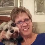 Kandi White Beaver - @kandiloveyourfurbabies - Instagram