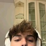 Kane Lester - Facebook