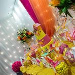 Cakes Cupcakes &amp; Candy Bars by Kaneez Khan - Facebook