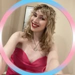 Kara Augustine - @redlipclassickara - Instagram