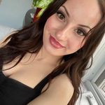Kara Bernard - @karalindsayb - Instagram