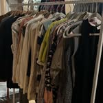 cara brophy - @carasclosetcleanoutsale - Instagram