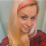 Kara Comstock - @karaleeblondie - Instagram