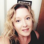 Kara Conn - @karaconn76 - Instagram