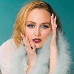 𝐊𝐚𝐫𝐚 𝐂𝐨𝐧𝐧𝐨𝐥𝐥𝐲 - @karaconnolly - Instagram