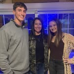 Kara Todd - @karaearles - Instagram