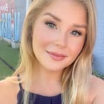 @karahookerr - Instagram