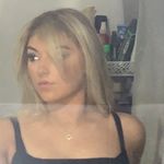 @karakiddle - Instagram