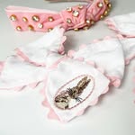 Kara Klinger (Kayden kneisl) - @belovedbairnbows - Instagram