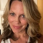 Kara Walesheck Klinger - @karaklinger20 - Instagram