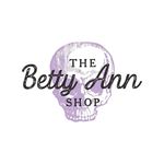 Kara Norris - @thebettyannshop - Instagram