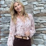 Kara Preston Thoma - @24karatsold - Instagram