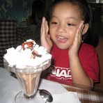 Kara Santos - Facebook