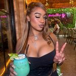 Kara  - FRENCHIE SHORE - @karaisbae_ - Instagram