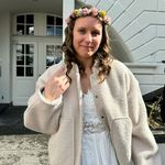 Kara - @karaontheshore - Instagram