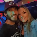 Kara Waldron - @karawaldronnn - Instagram