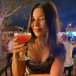 Kara Weisz - @kara_weisz - Instagram