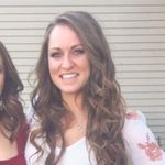 Kara Weller - @karaweller17 - Instagram