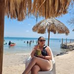 Karen Barrientos Mansilla - @karen_barrientos.m - Instagram
