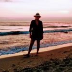 Karen Barter - @barter0808 - Instagram