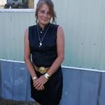 Karen Brimer - @momakarebear - Instagram