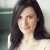 Karen Knox - @karenabroad - TikTok