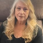 Karen Brouwer Foreman - @karens_kandles - Instagram