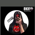 Kärën Çärrërä - Facebook