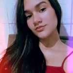 @karencelly6 - Instagram