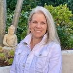 Karen Cryer - @karen_nomudnoyoga - Instagram