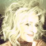 Karen Eblen - @neraknelbe2116 - Instagram